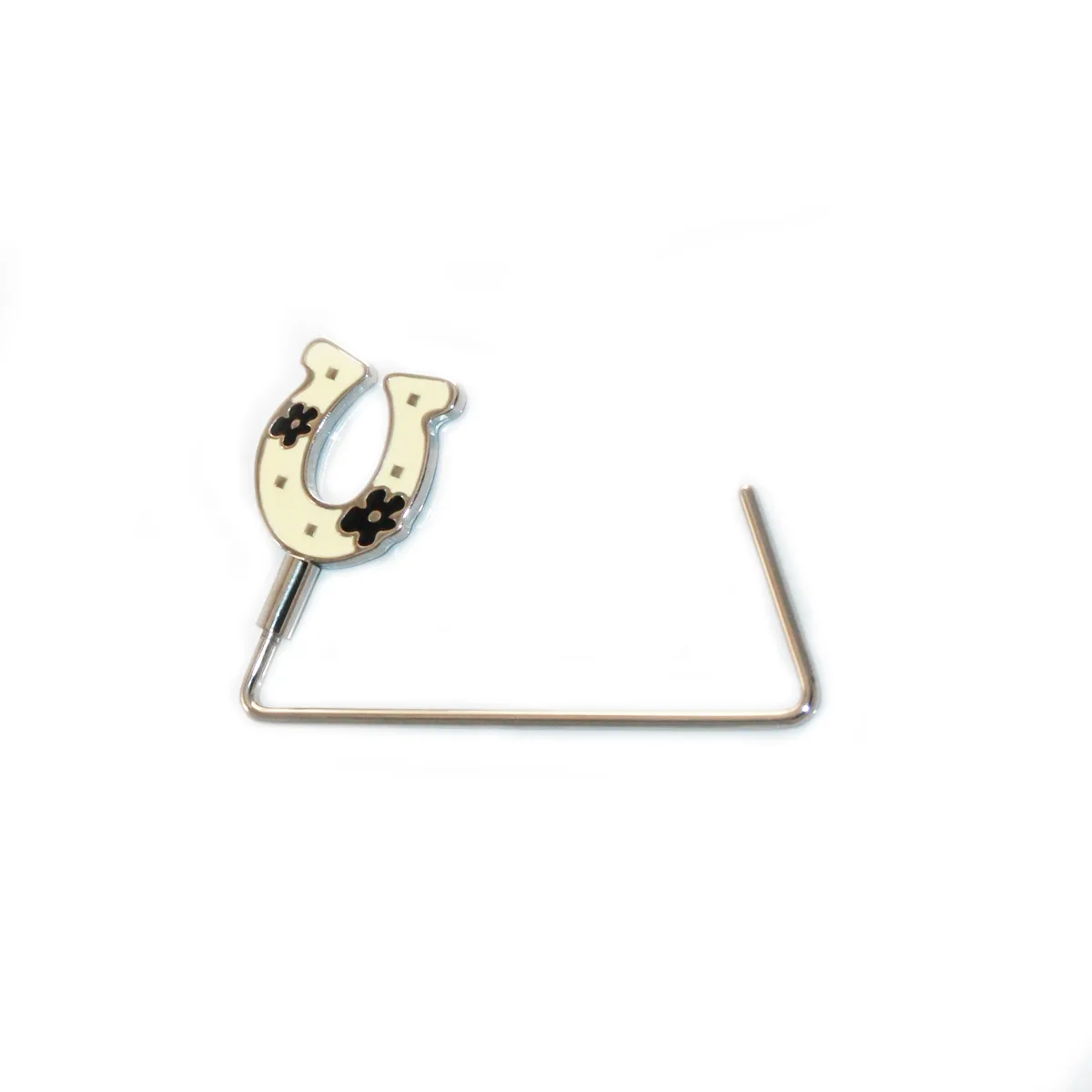 white-handbags-horseshoe