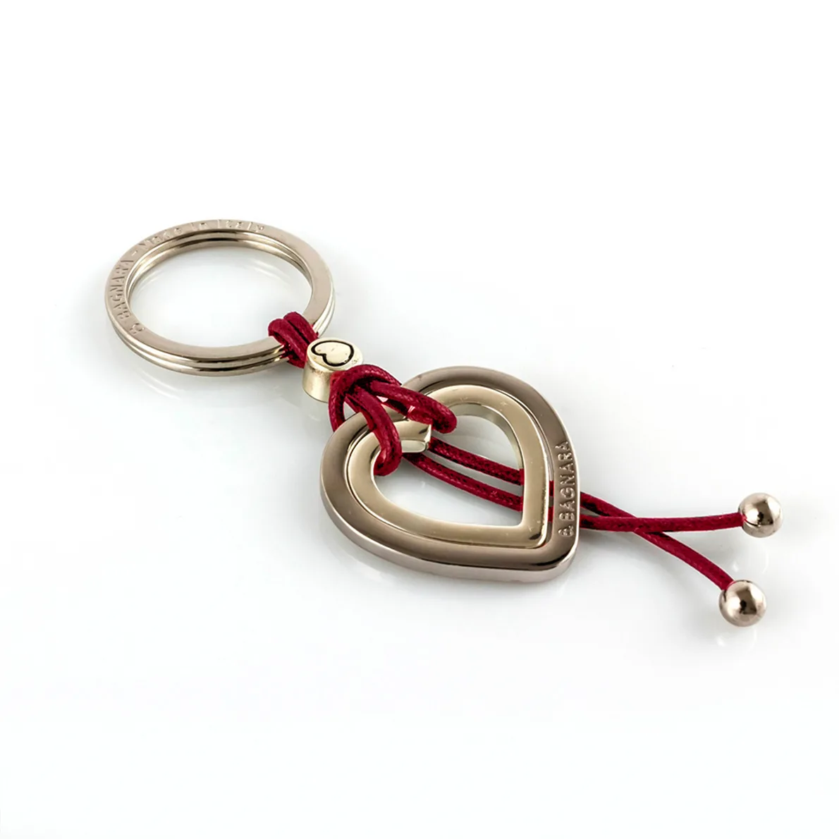 portachiavi-cuore-con-cordino-rosso